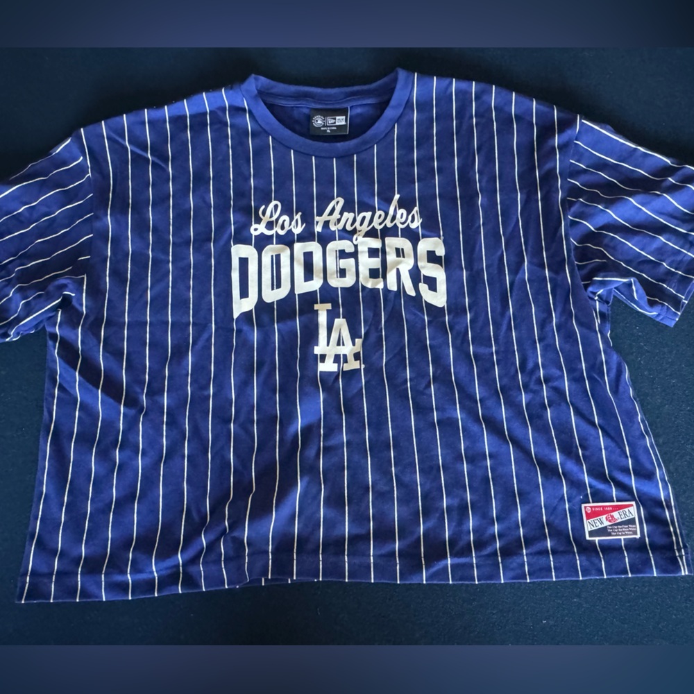 New Era Blue w/ White Striped DODGERS shirt-unisex but listed under women 4 size